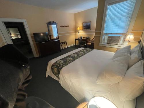 Kalispell Grand Hotel