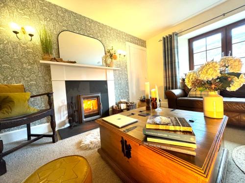 Rosemount Cottage TWO - Highland Cottage in Gorstan