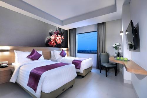 Quest Prime Cikarang by ASTON Room Type - Superior Double or Twin Room