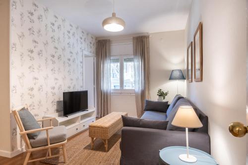 Sagrada Familia 2 min away, Spacious 3BR, Barcelona 1