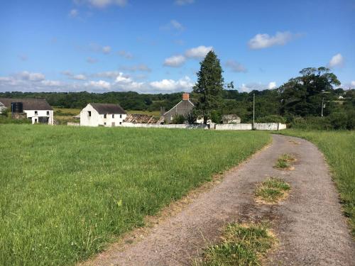 Fferm Glanyrynys Farm