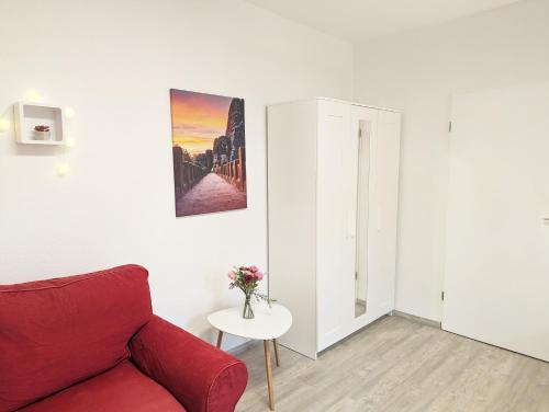 Urlaubsmagie - Ferienwohnung Uhunest - Gemeinschaftsgarten mit Pool & Sauna - UO3, Sebnitz (fotografie 7)