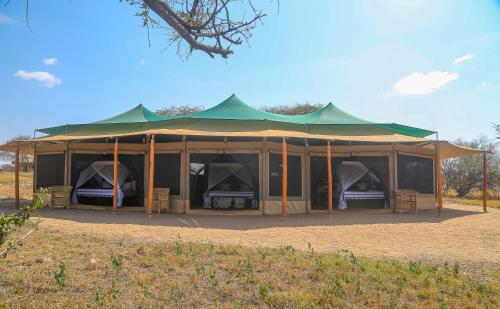 Ndoto Serengeti Camp