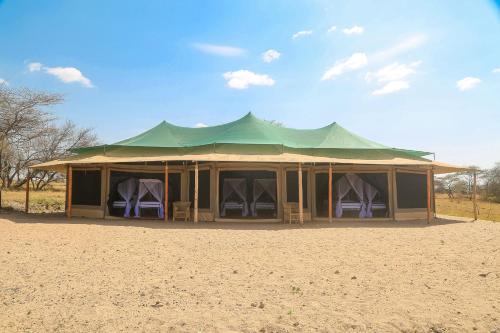 Ndoto Serengeti Camp