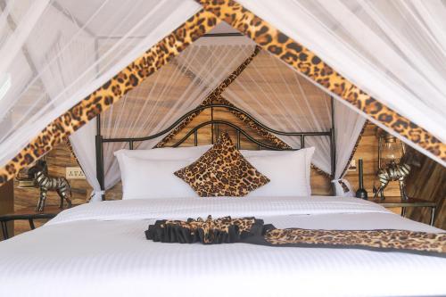 Ndoto Serengeti Camp