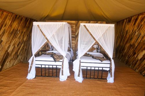 Ndoto Serengeti Camp