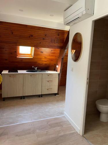 Maison Perigoudine in Saint-Philippe-d'Aiguille