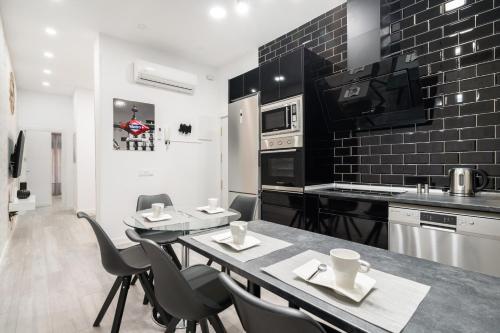 Three-Bedroom Apartment image 7