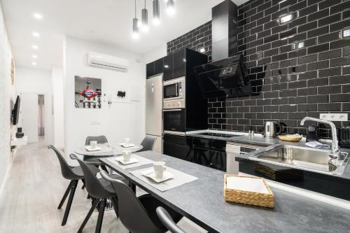 Three-Bedroom Apartment image 1