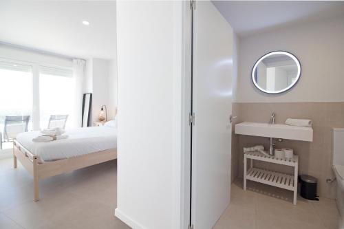 Global Properties, Moderno apartamento de dos terrazas con vistas al mar y a la montaña, Canet de Berenguer (fotografie 9)
