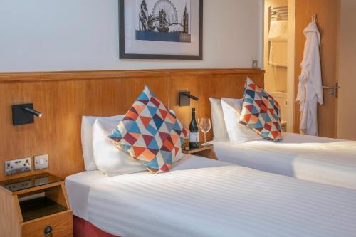 Queensway Hotel Sure Hotel Collection by Best Western - image 3