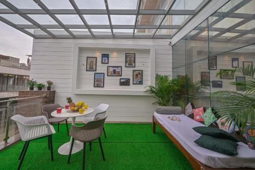 Food and beverages, Azure Retreat Villa By Tropicana Stays in Kune Village