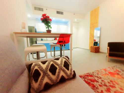 Spacious New 1BD Levinski Florentin Spacious New 1BD Levinski Florentin