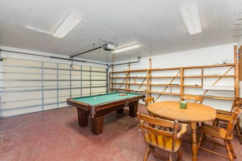 Melbourne Beach 4/3 Home steps to Beach w/Jacuzzi Melbourne Beach 4/3 Home steps to Beach w/Jacuzzi