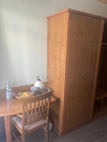 1 twin bed