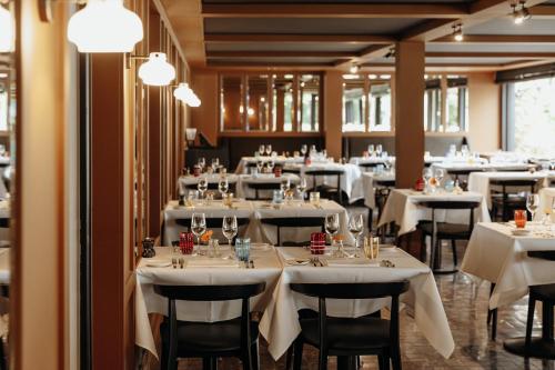 Charl's - image 10