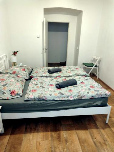 Nice room with double bed in zizkov - shared bathroom, Praga (zdjęcie 10)