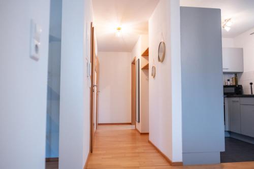 Klassen Apartments! Schnuckeliges Apartment - mit Balkon -in Bad Saulgau -für vier Personen - 1 OG