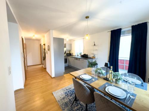 Klassen Apartments! Schnuckeliges Apartment - mit Balkon -in Bad Saulgau -für vier Personen - 1 OG