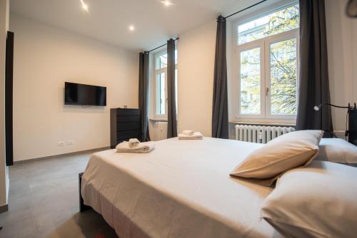 Top Living Apartments - Porta Susa, Turin