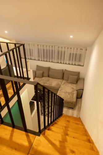 Cozy Loft-Blloku Downtown, Tirana (zdjęcie 5)
