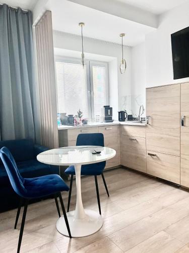 Pokoje i Apartamenty Willa Bielany Room Type - Deluxe Apartment