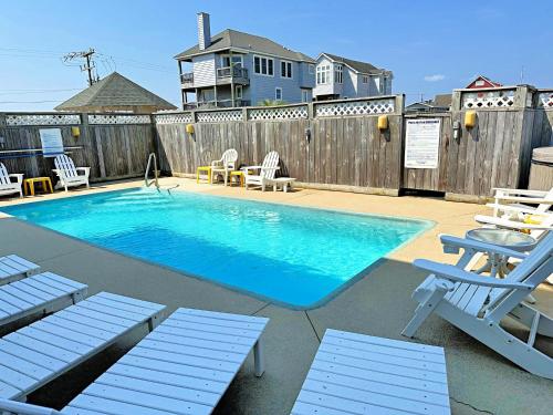 Four-Bedroom Holiday Home image 10