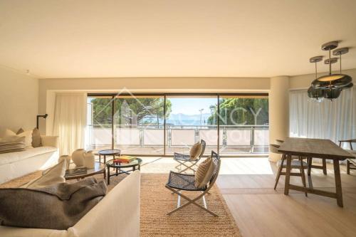 Superbe Appartement, Croisette