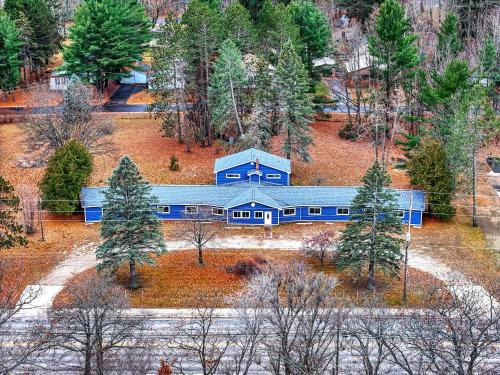 The Blue Anchor Unit #2 in Houghton Lake, USA