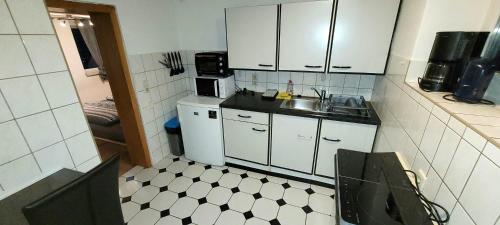 Dotări, Suhl - Ihre erholsame Arbeiterwohnung in Zentrumnähe (Suhl - Ihre erholsame Arbeiterwohnung in Zentrumnahe) in Suhl