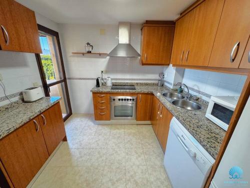 مطبخ, Relaxing beach side apartment in Costalita in Playa del Sol Villacana