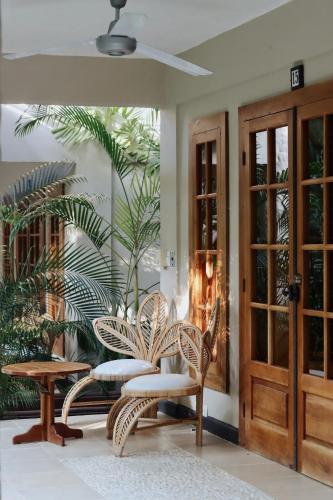 더 폴스 리조트 앳 마누엘 안토니오 - 비앤비 (THE FALLS RESORT AT MANUEL ANTONIO - BED AND BREAKFAST) in 쿠에포스