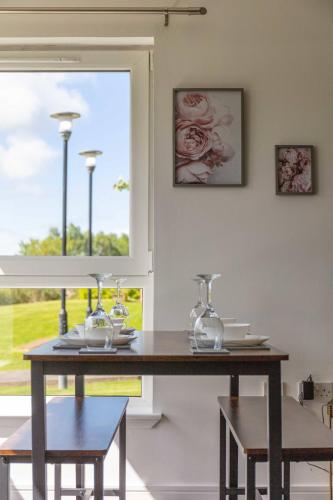 Walker Suite No 60 - Donnini Apartments in Kilmarnock