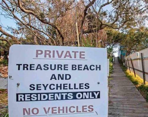 Majorca Manor: Beach Bliss! in St. Augustine, USA