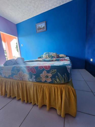 Fish Tobago Guesthouse or Joy and Brandon Guesthouse in Буккоо