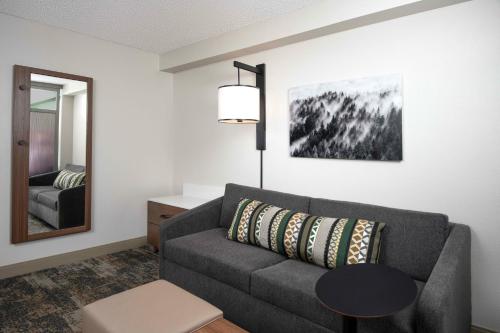 Hyatt Place Denver-South/Park Meadows