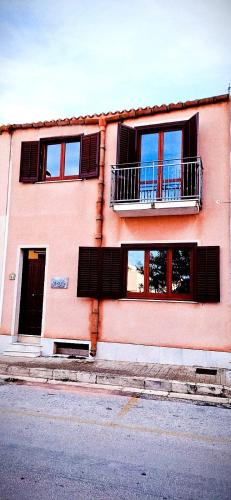 Three-Bedroom House image 3