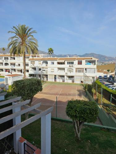 Apartamento en Mijas con Terraza, capacidad para 5 personas con piscina de temporada, Malaga (zdjęcie 5)