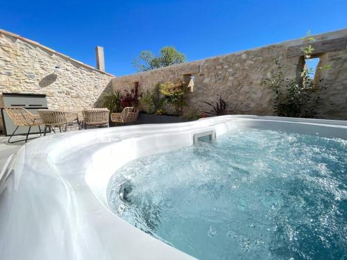 La Remise-Gîte de charme 7 personnes avec jacuzzi - Location saisonnière - Saint-André-de-Sangonis