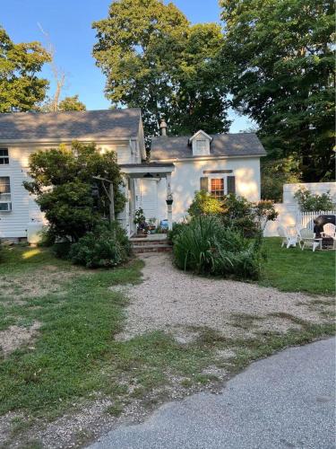 Captain Nataniel Clarke Historic Homestead in Old Saybrook, USA
