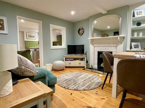 Quaint Cottage in the heart of Arundel in Arundel