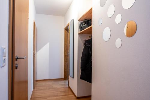 Klassen Apartments! Schnuckeliges Apartment * mit Balkon * in Bad Saulgau * für vier Personen im EG