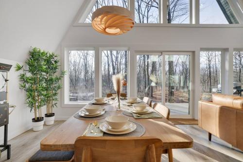 Modern A-frame in woods embrace with a Hot Tub in Albrightsville, USA