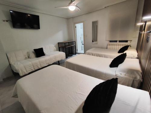 Hostal Lucy - image 3