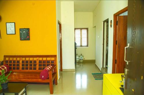 . SHI's Bhairavi Peaceful 2bhk villa - - On the way 2 isha-Adiyogi , Maruthamalai