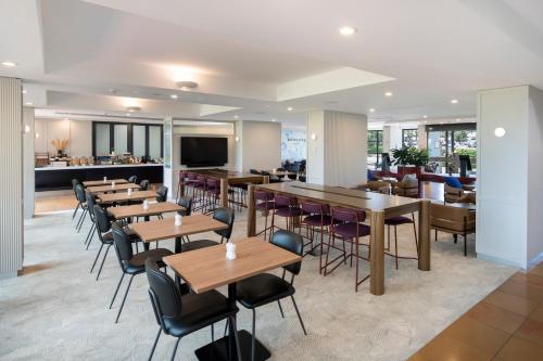 Restaurant, Mercure Sydney Blacktown in Blacktown