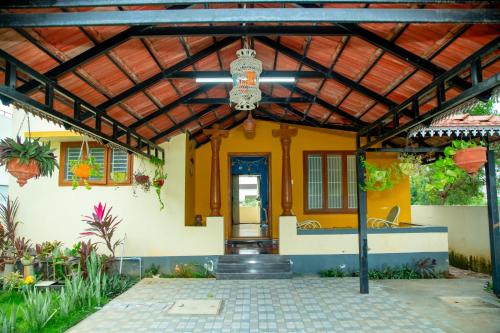 A Chettinad 3bhk AC Villa in Coimbatore on the way to Adiyogi and nearer to Maruthamalai