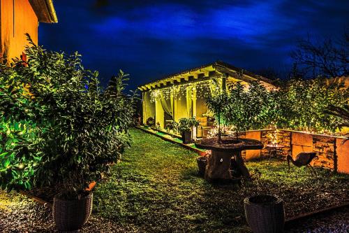 Kert, Vintiamo Apartmanok in Eger