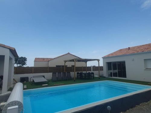 Villa en Vendée avec piscine chauffée - Location saisonnière - Saint-Jean-de-Monts