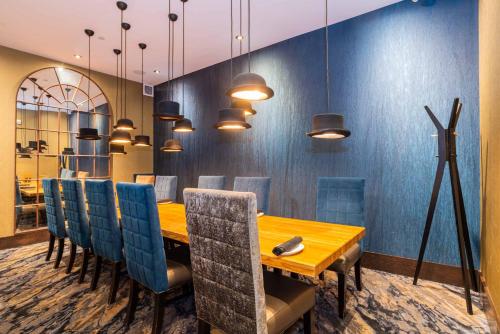 Restoran, Sandman Signature Edmonton Downtown Hotel in Pusat Kota Edmonton